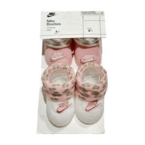 Nike Baby Booties 2 Pack Pink White 0-6 Months Infant Socks Shoes